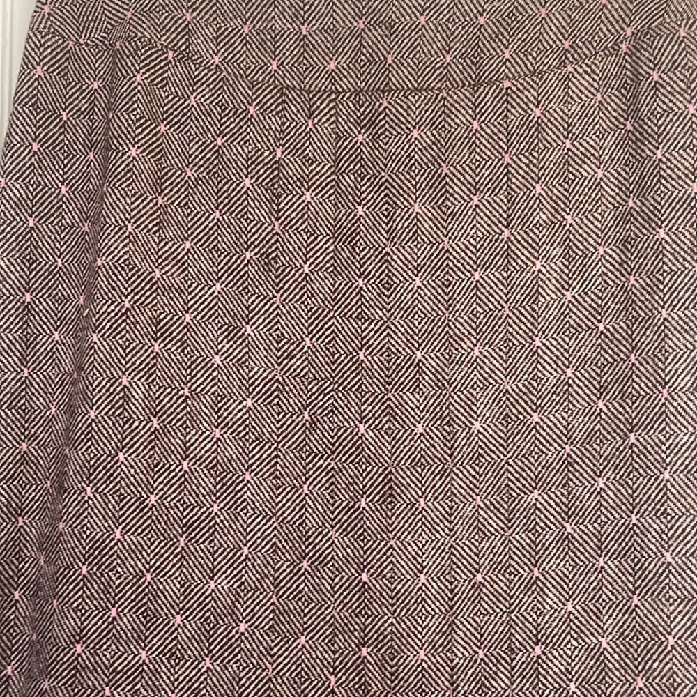 Brown and pink tweed pattern wool blend skirt.